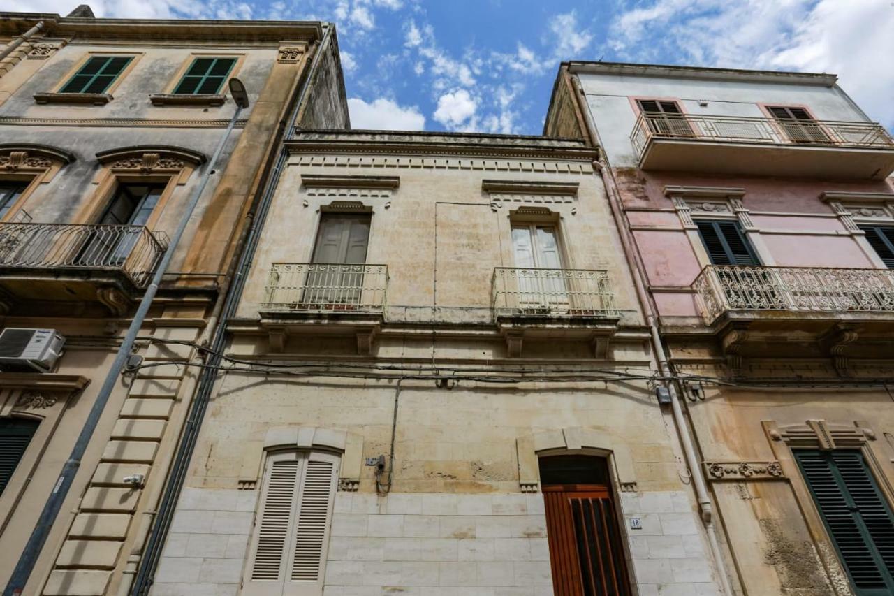 Palazzo Candido Suites & Apartments - Sit Apartment 莱切 外观 照片